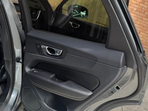 Used 2019 Volvo XC60 T6 Inscription AWD/4WD image 17