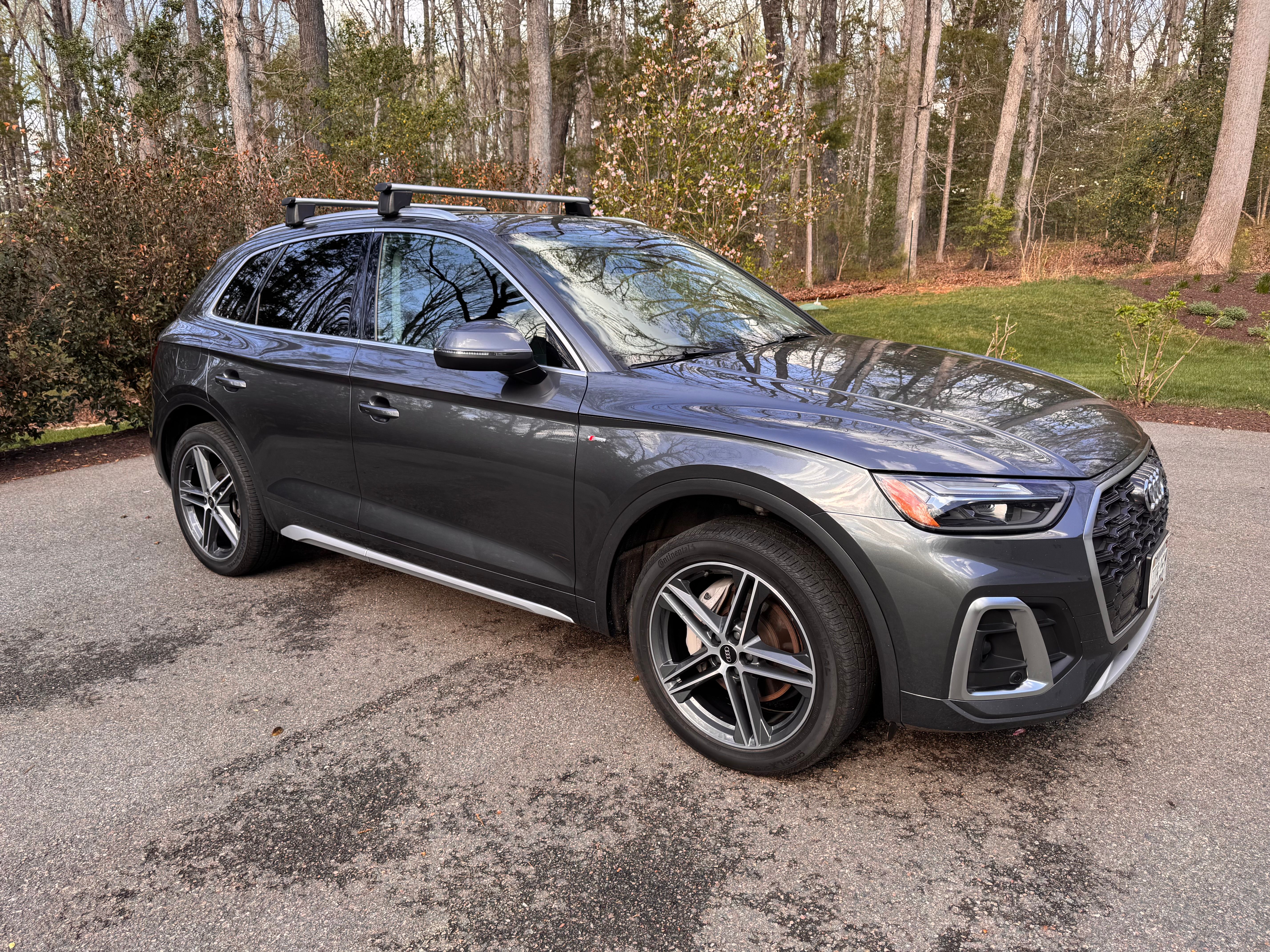 Used 2021 Audi Q5 e Premium Plus w/ Premium Plus Package AWD/4WD image 1