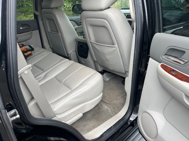 Used 2013 Chevrolet Tahoe LT w/ All-Star Edition AWD/4WD image 4