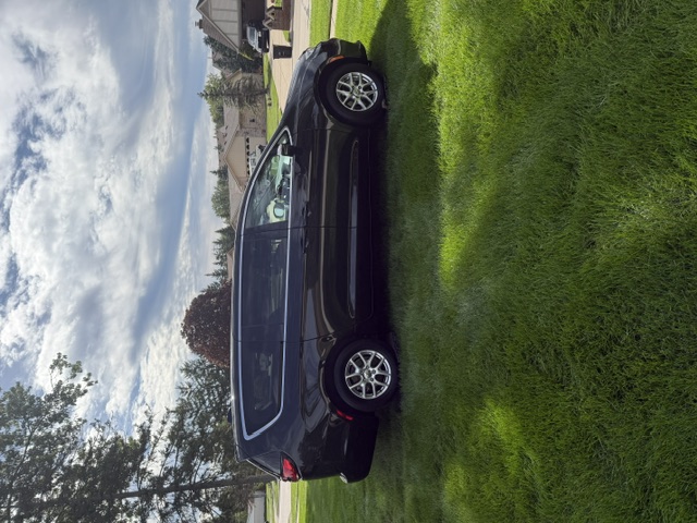 Used 2023 Chrysler Pacifica Touring-L FWD image 15