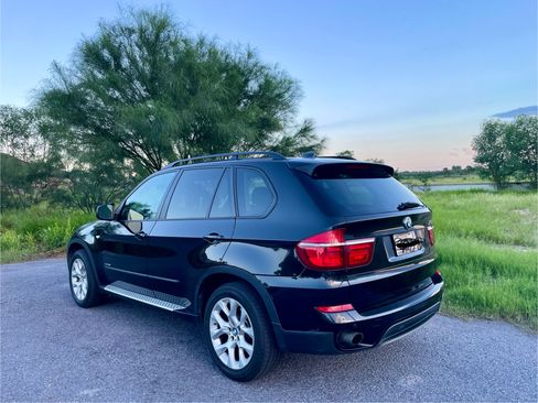 Used 2013 BMW X5 xDrive35i image 4