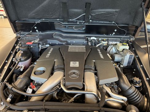 Used 2014 Mercedes-Benz G 63 AMG 4MATIC image 16