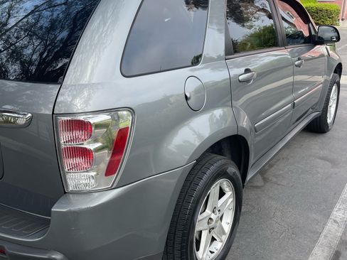 Used 2006 Chevrolet Equinox LT w/ LT Preferred Equipment Group image 8