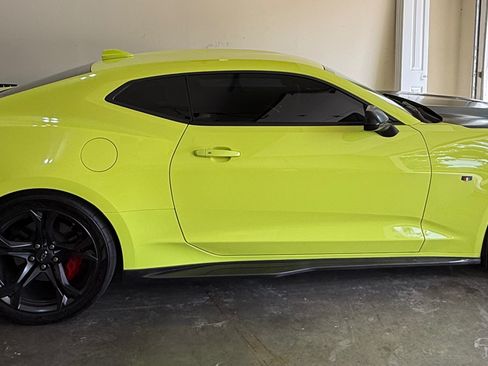 Used 2021 Chevrolet Camaro SS RWD image 1