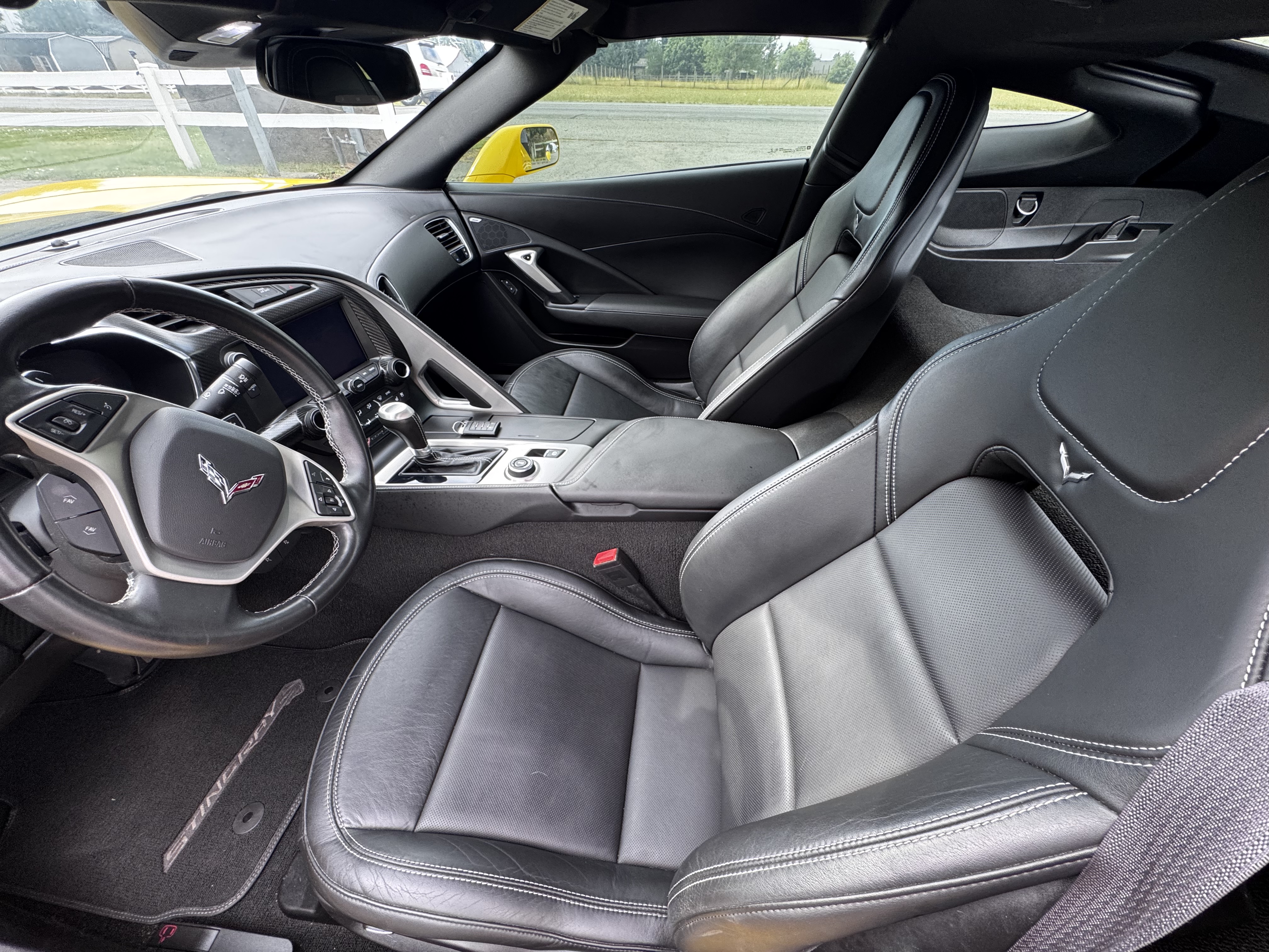 Used 2014 Chevrolet Corvette Stingray Coupe w/ 3LT Preferred Equipment Group RWD image 11