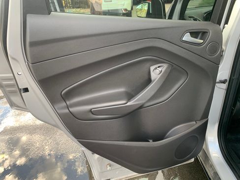 Used 2014 Ford Escape Titanium w/ Equipment Group 401A image 15