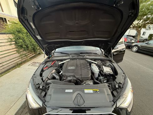 Used 2021 Audi A4 2.0T Premium w/ Convenience Package image 17