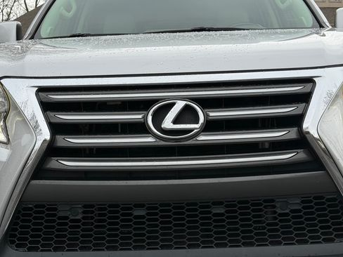 Used 2014 Lexus GX 460 w/ Premium Package image 5