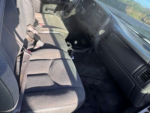 Used 2007 GMC Sierra 1500 W/T image 18