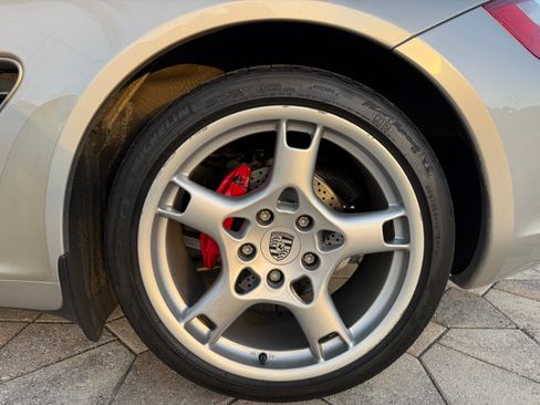 Used 2005 Porsche Boxster S image 13