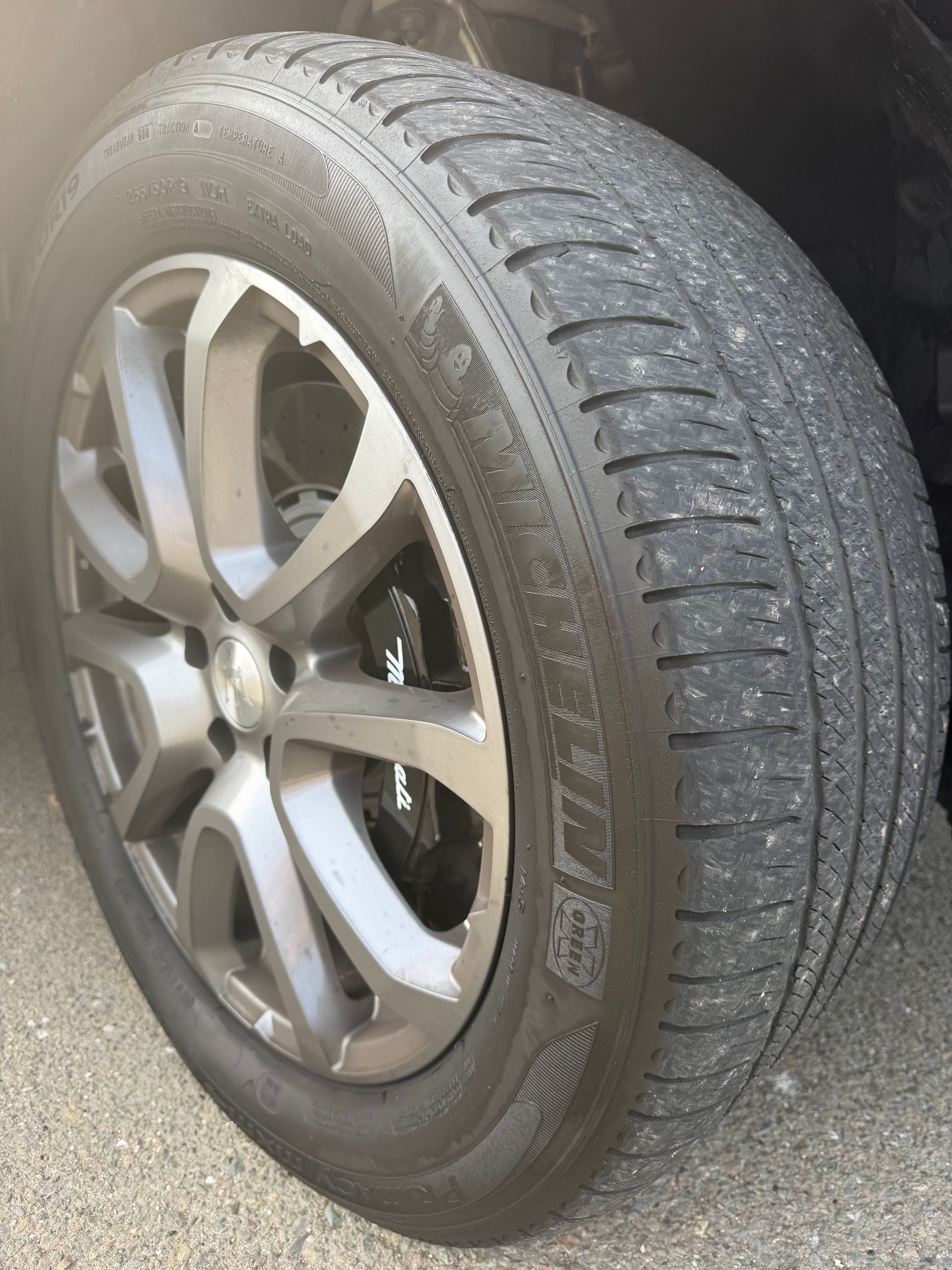 Used 2018 Maserati Levante S AWD/4WD image 6