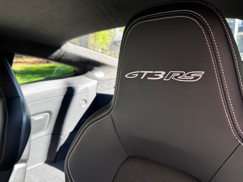 Used 2025 Porsche 911 GT3 RS image 13