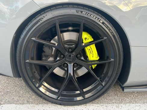 Used 2024 Chevrolet Corvette Stingray Premium Conv w/ Z51 Performance Package image 20