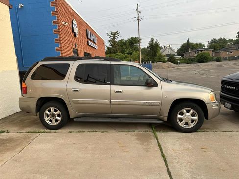Used 2003 GMC Envoy XL SLT image 5