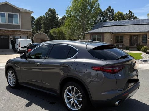 Used 2019 Alfa Romeo Stelvio Ti Lusso w/ Quick Order Package 22X Lusso AWD/4WD image 9