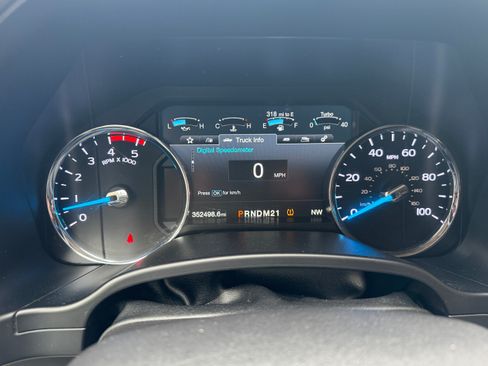 Used 2017 Ford F350 Lariat w/ Lariat Value Package image 2