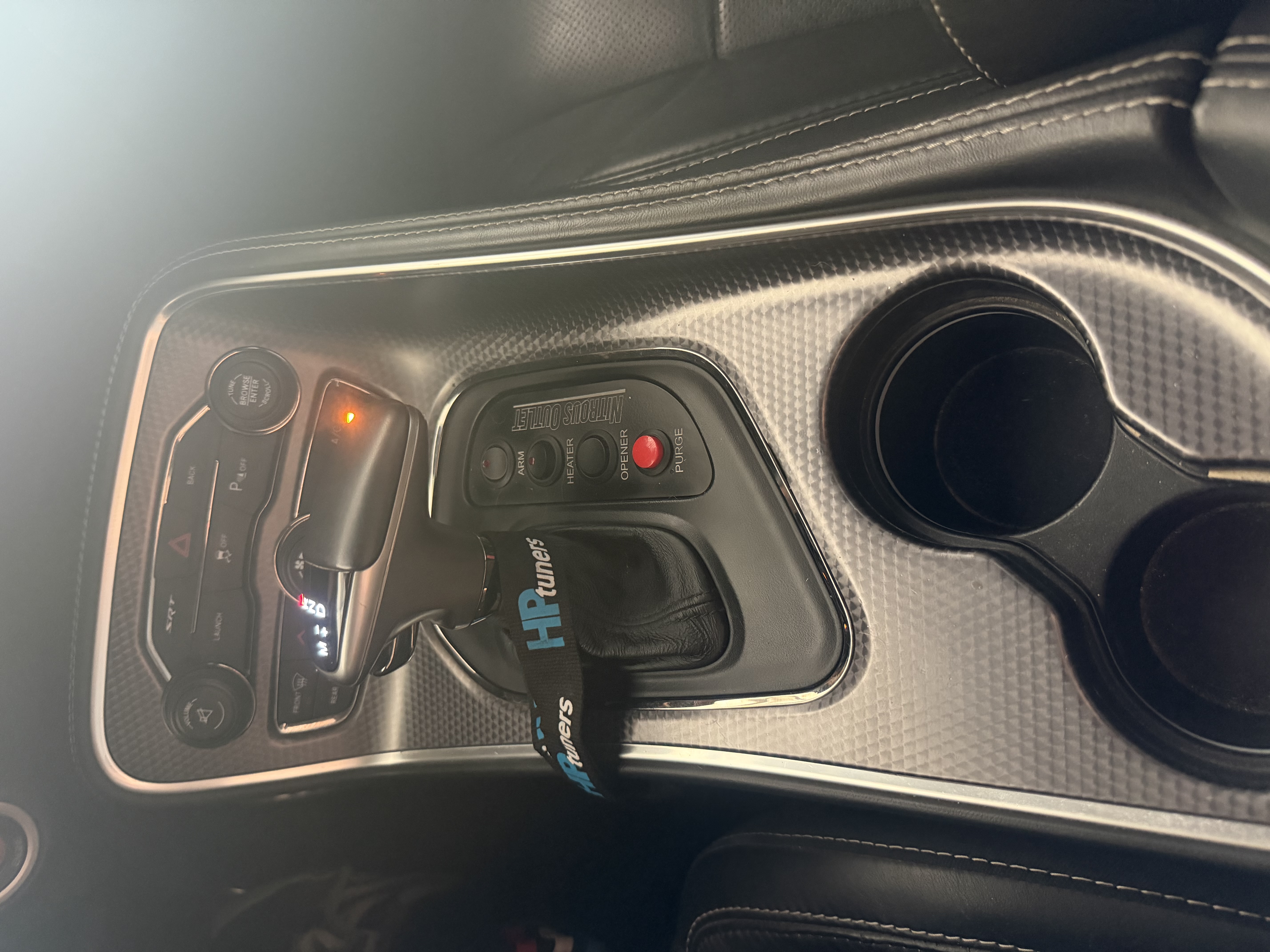Used 2016 Dodge Challenger SRT Hellcat RWD image 5