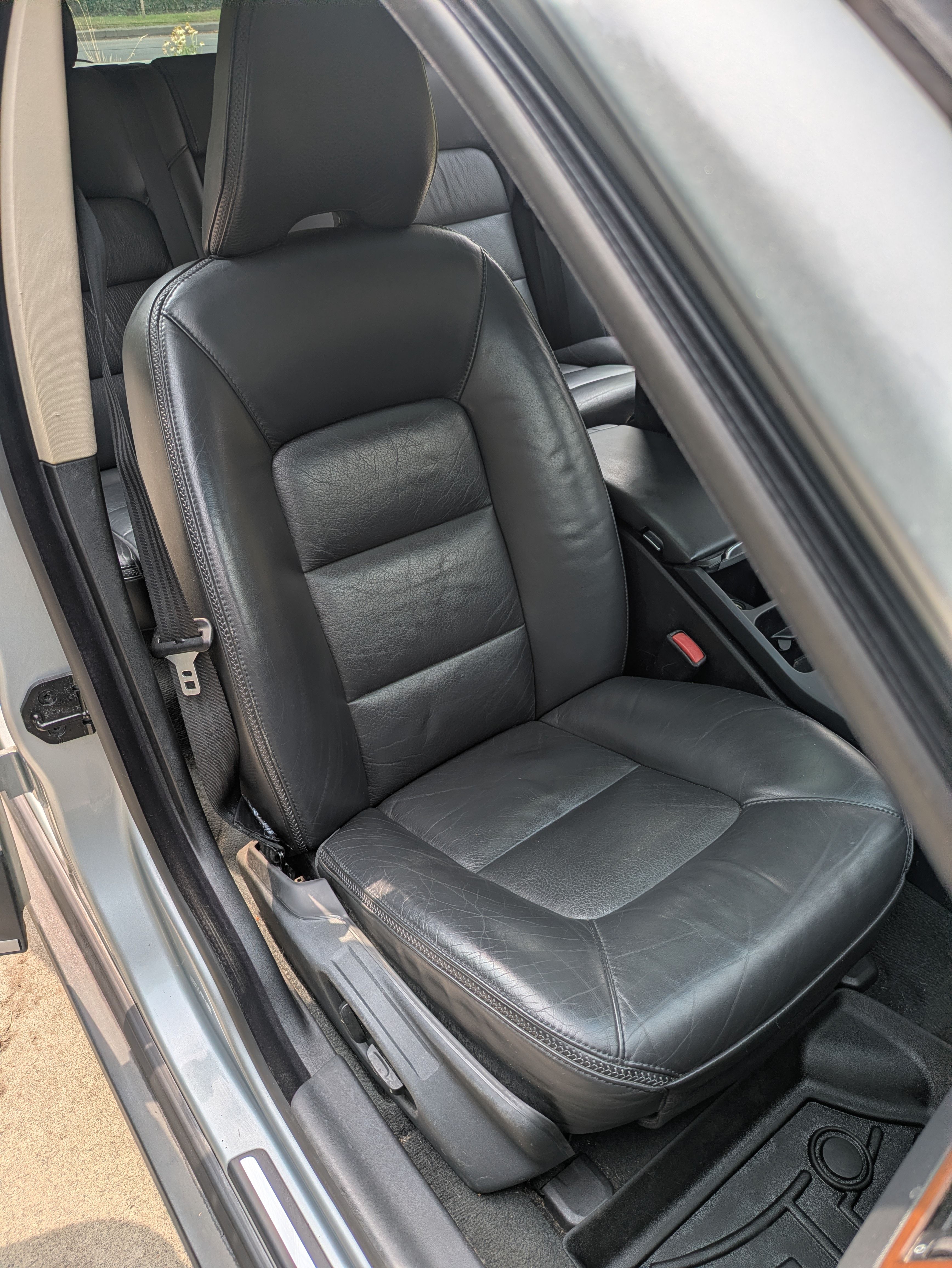 Used 2009 Volvo XC70 3.2 AWD/4WD image 10