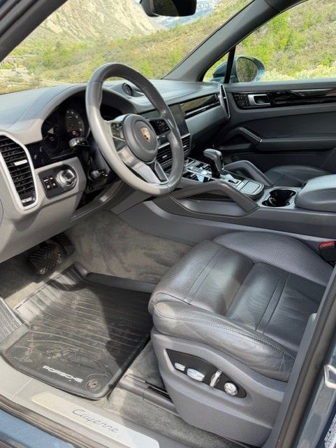 Used 2019 Porsche Cayenne AWD/4WD image 4