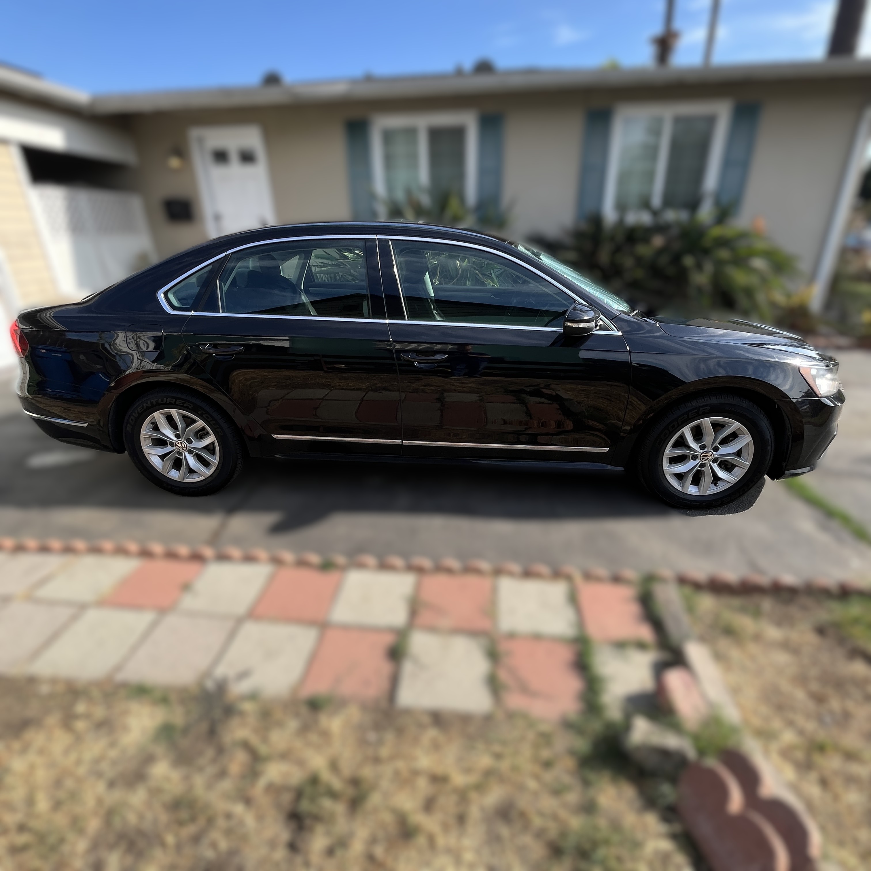 Used 2017 Volkswagen Passat 1.8T S FWD image 5