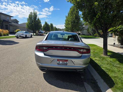 Used 2016 Dodge Charger SXT w/ AWD Plus Group image 5