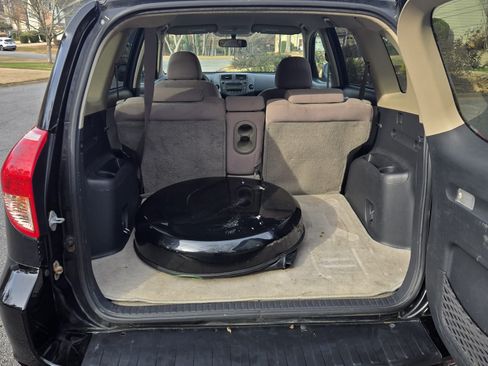 Used 2008 Toyota RAV4 2WD image 18