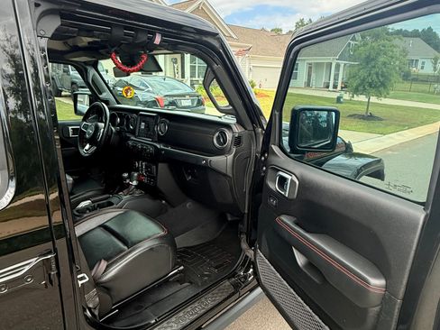 Used 2020 Jeep Gladiator Rubicon AWD/4WD image 21