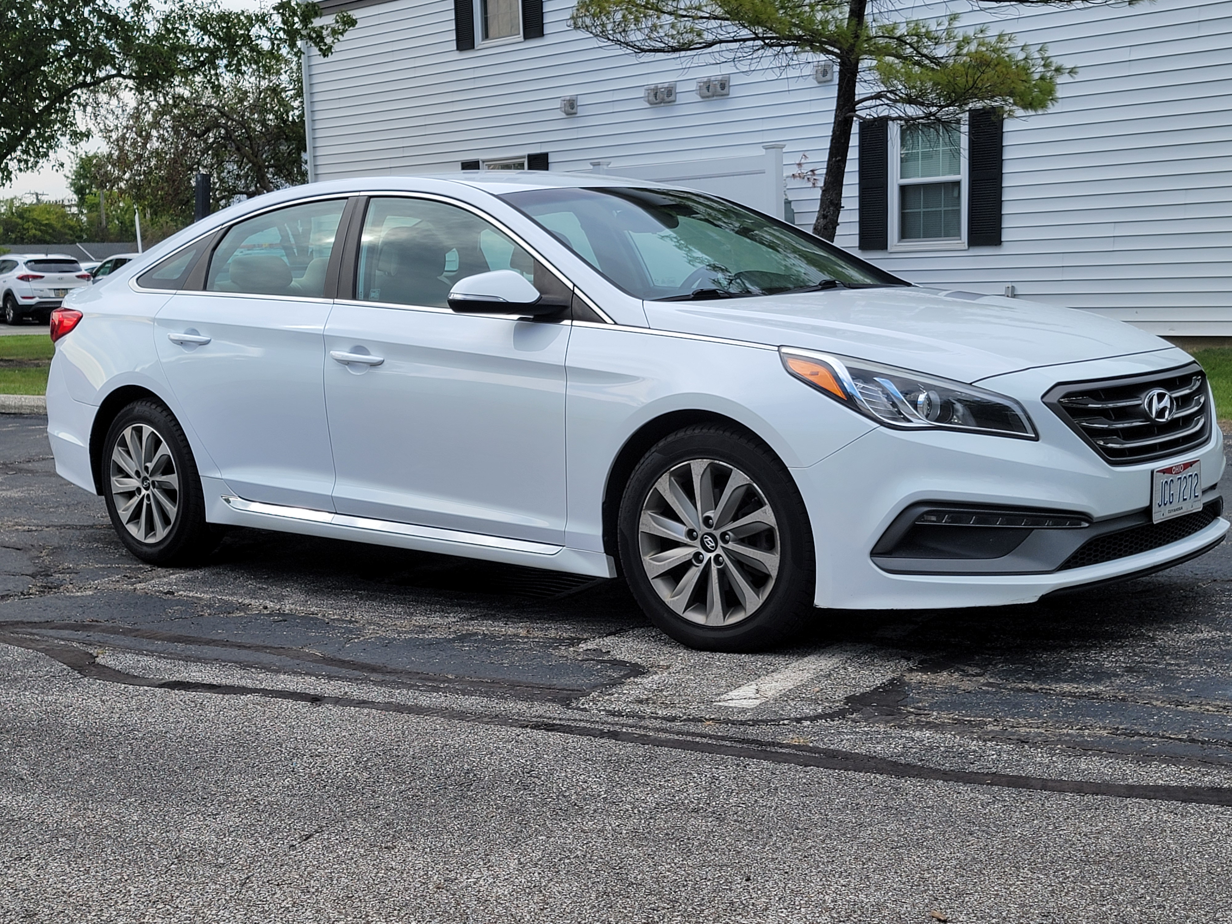 Used 2016 Hyundai Sonata Sport FWD image 4
