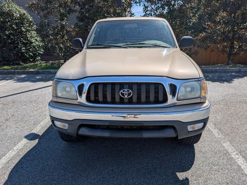 Used 2004 Toyota Tacoma PreRunner image 15