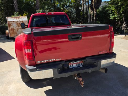 Used 2007 GMC Sierra 3500 SLT w/ Convenience Package image 2