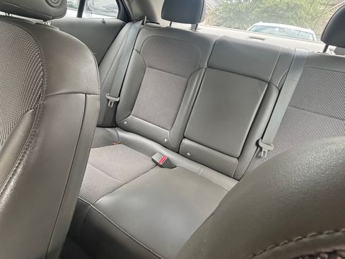 Used 2014 Chevrolet Malibu LT FWD image 10