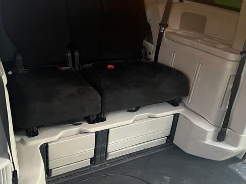 Used 2011 Dodge Grand Caravan Mainstreet w/ PWR Convenience Group FWD image 12