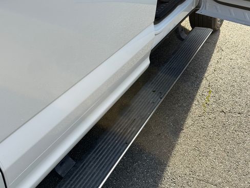 Used 2016 Ford F150 Platinum w/ Equipment Group 701A Luxury image 15