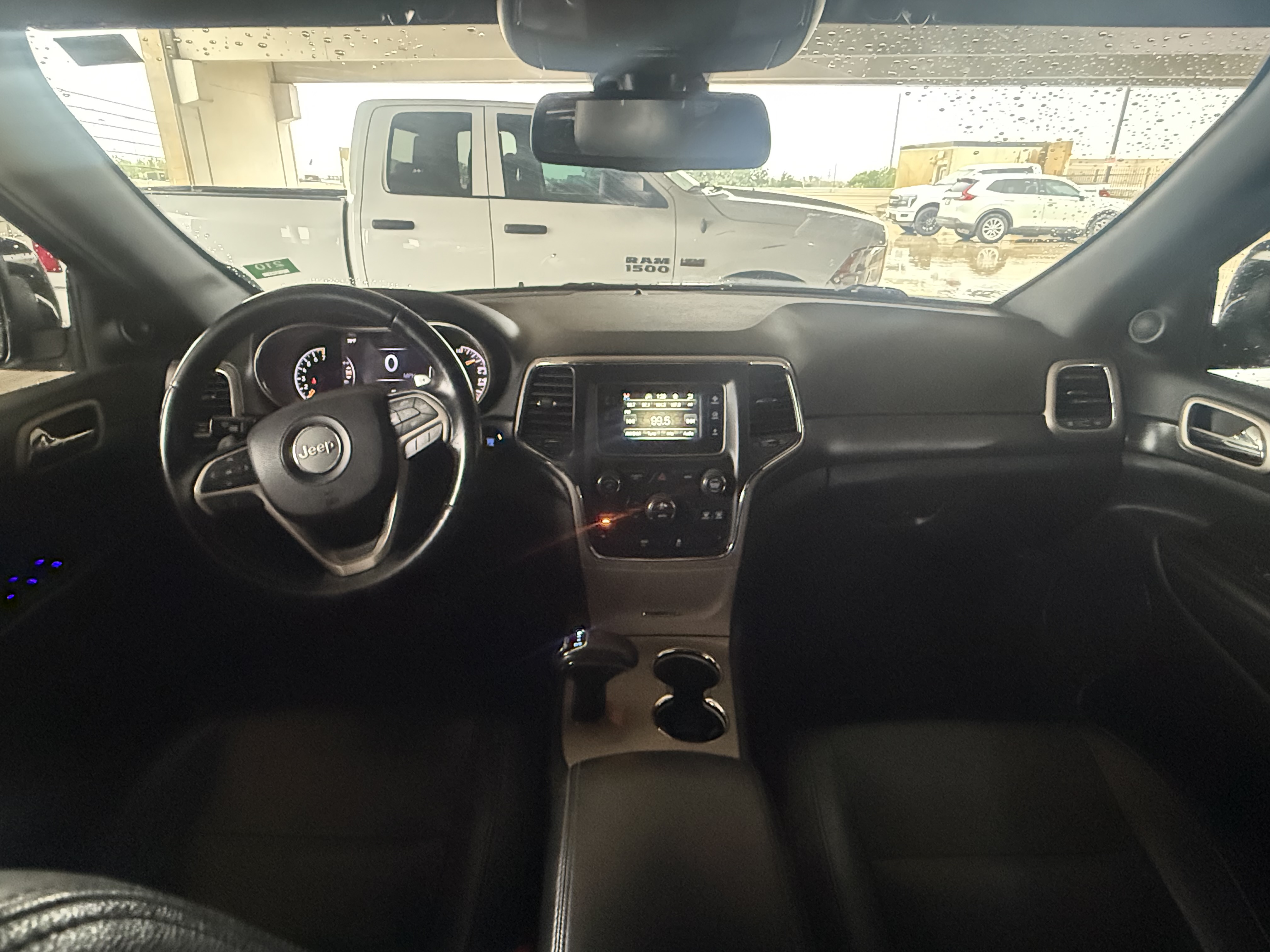 Used 2015 Jeep Grand Cherokee Laredo w/ Quick Order Package 23E RWD image 10