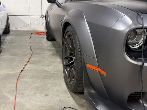 Used 2019 Dodge Challenger SRT Hellcat Redeye RWD image 5