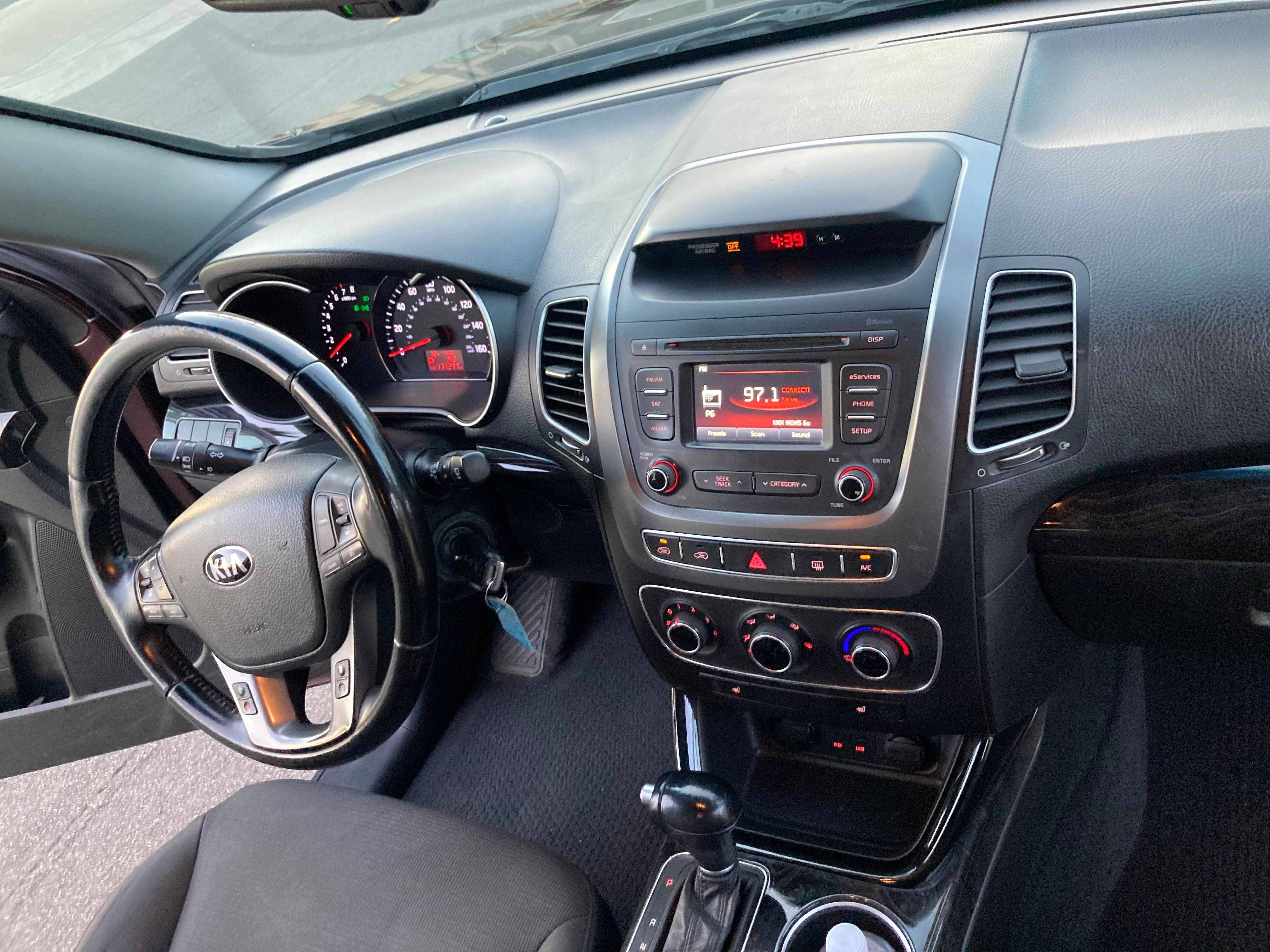 Used 2014 Kia Sorento LX FWD image 11