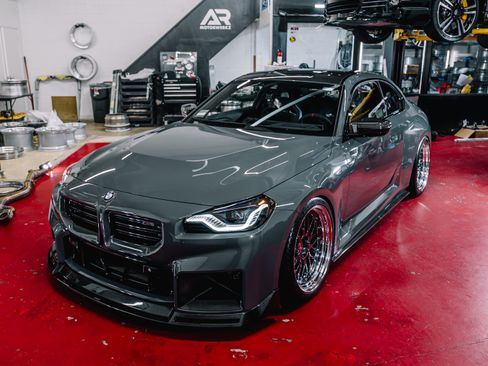 Used 2025 BMW M2 w/ Lighting Package image 2