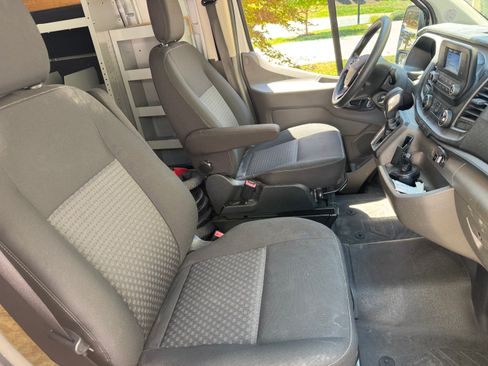 Used 2022 Ford Transit 250 Low Roof w/ Exterior Upgrade Package RWD image 8