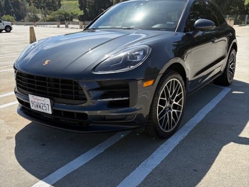 Used 2019 Porsche Macan S image 2