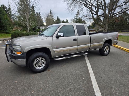 Used 2002 Chevrolet Silverado 2500 LS w/ Electrical Convenience Pkg image 1