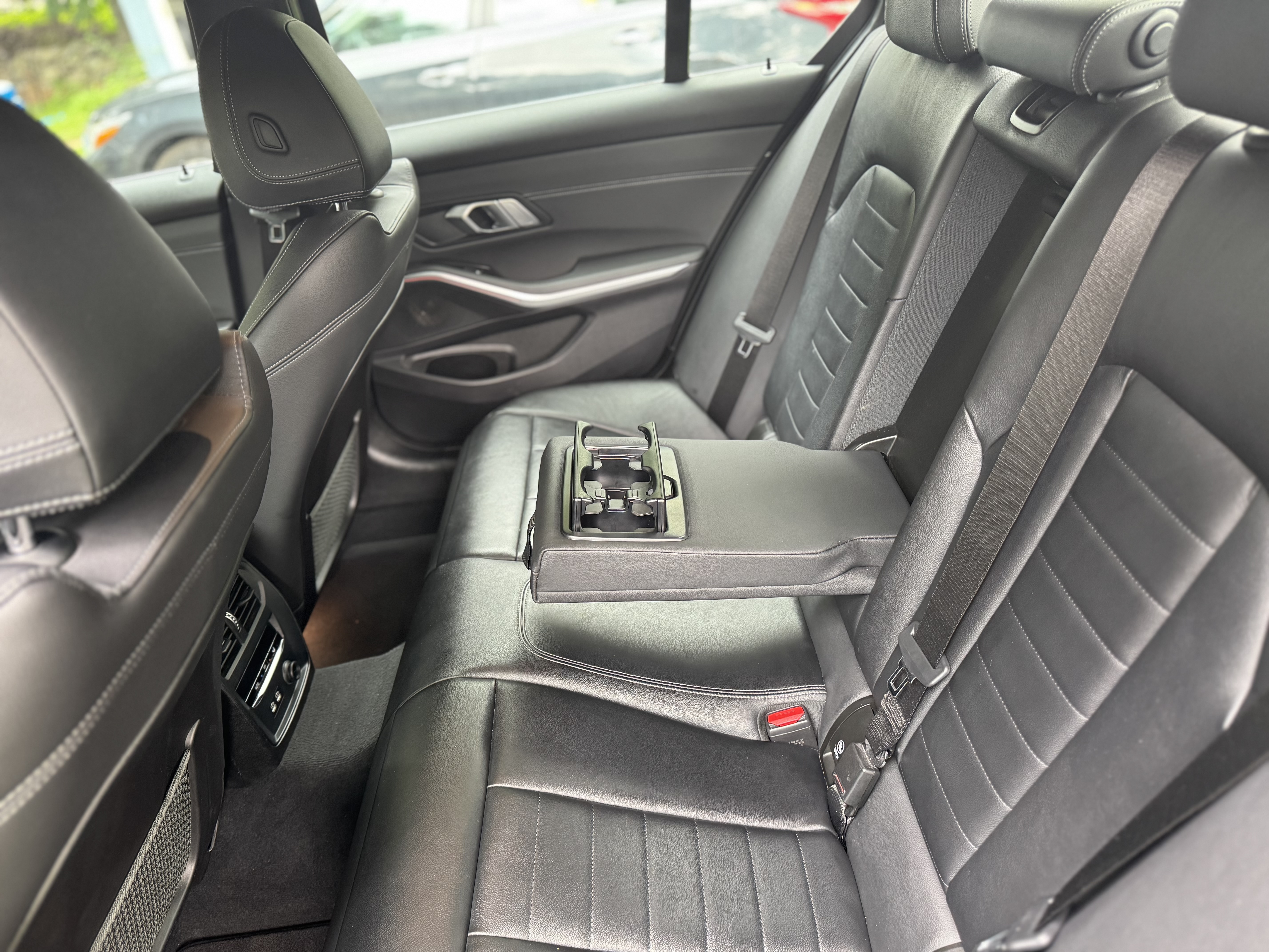 Used 2020 BMW 330i xDrive Sedan AWD/4WD image 10