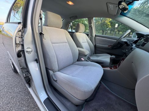 Used 2006 Toyota Corolla CE FWD image 12