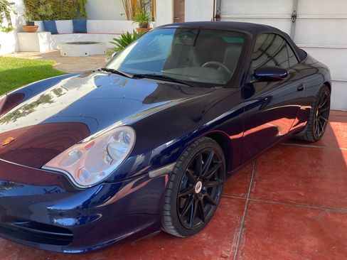 Used 2002 Porsche 911 Carrera 4 AWD/4WD image 1