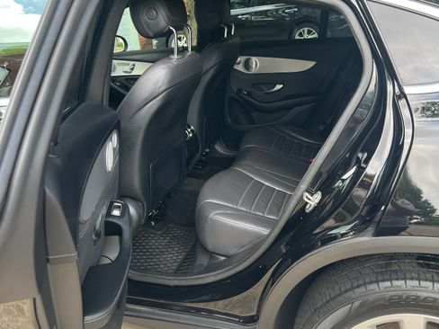 Used 2020 Mercedes-Benz GLC 300 4MATIC Coupe image 14