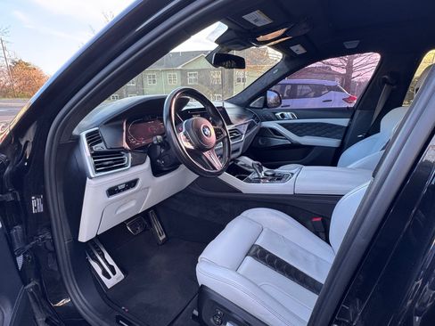 Used 2022 BMW X6 M w/ Competition Package image 12
