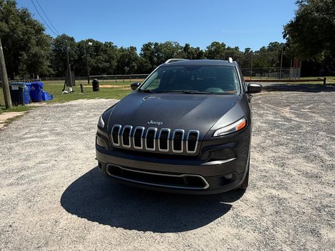 Used 2015 Jeep Cherokee Limited FWD image 4