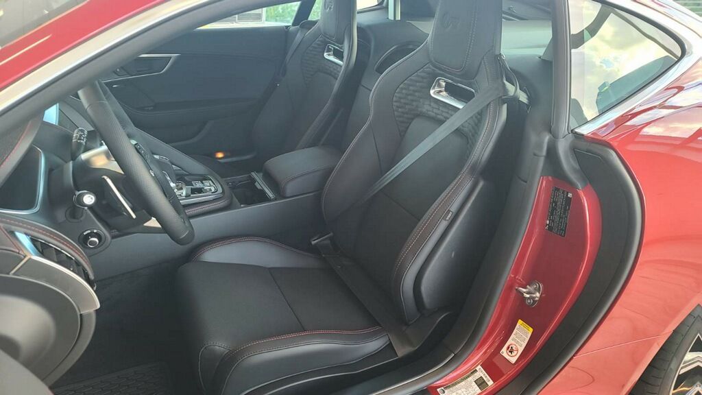 Used 2021 Jaguar F-TYPE R AWD/4WD image 10