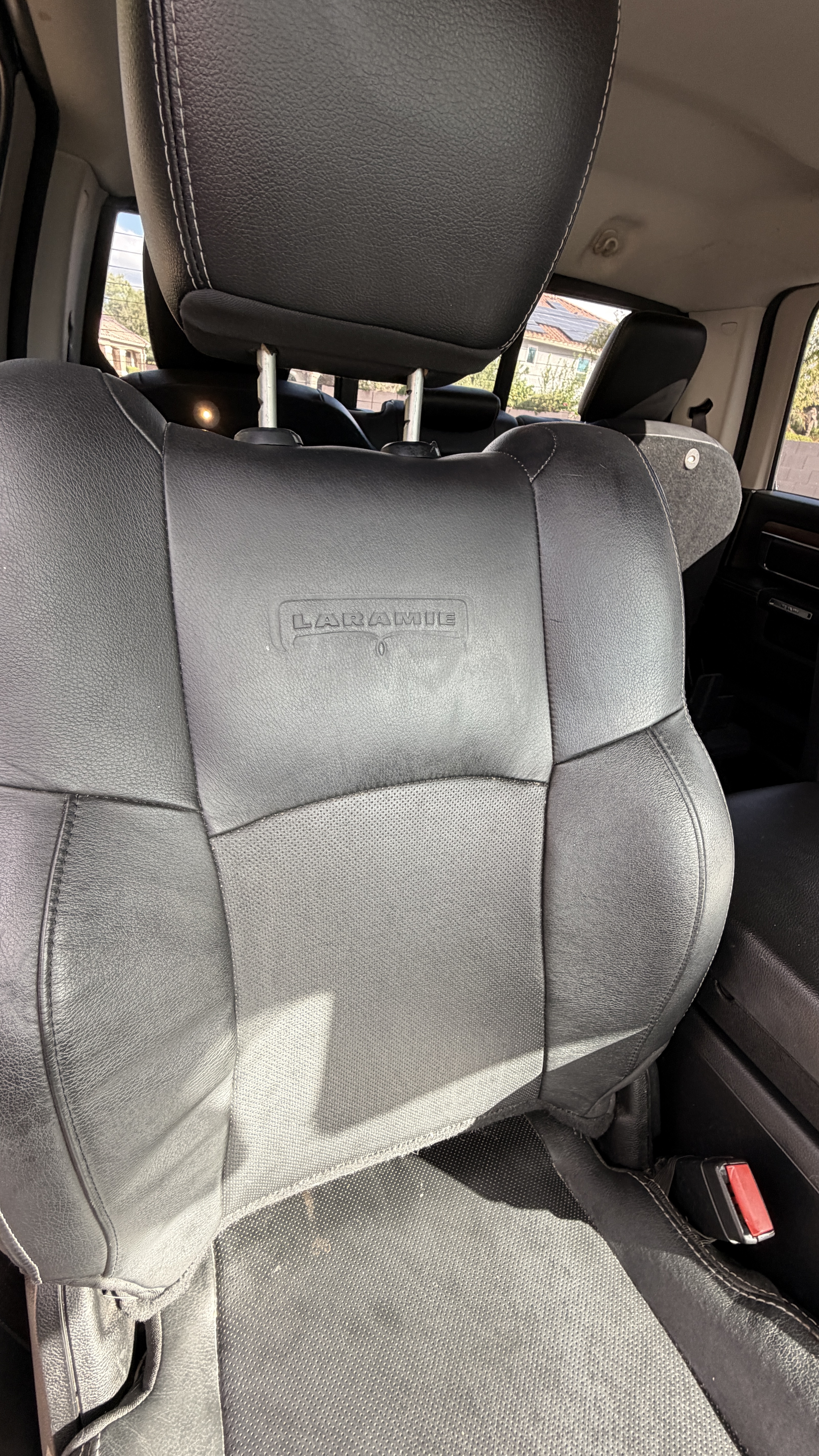 Used 2016 RAM 1500 Laramie AWD/4WD image 12