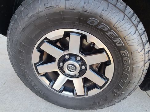 Used 2019 Toyota 4Runner TRD Off-Road Premium image 20