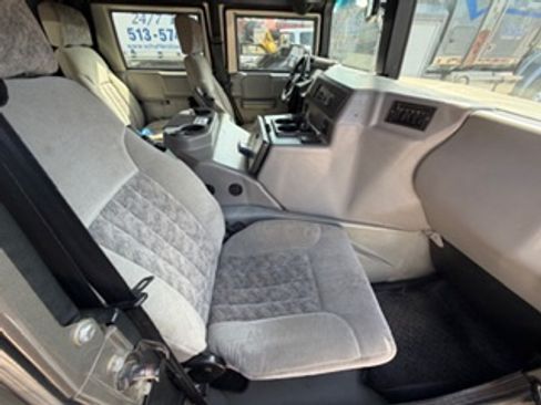 Used 2001 HUMMER H1 4-Door Open Top image 6